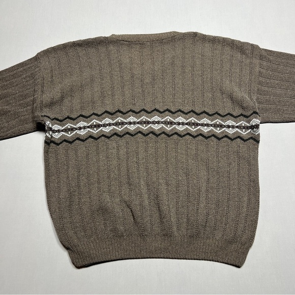 Cherokee Brown V-Neck Sweater with Classic Design Size XL - Picture 5 of 7